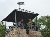 Die Potsdamer Turmbläser auf der Pyramidenspitze, 2012